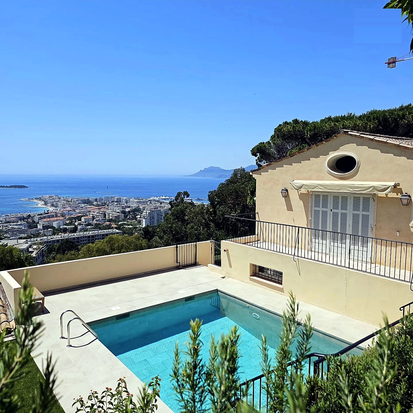 Réalisation House Services 5